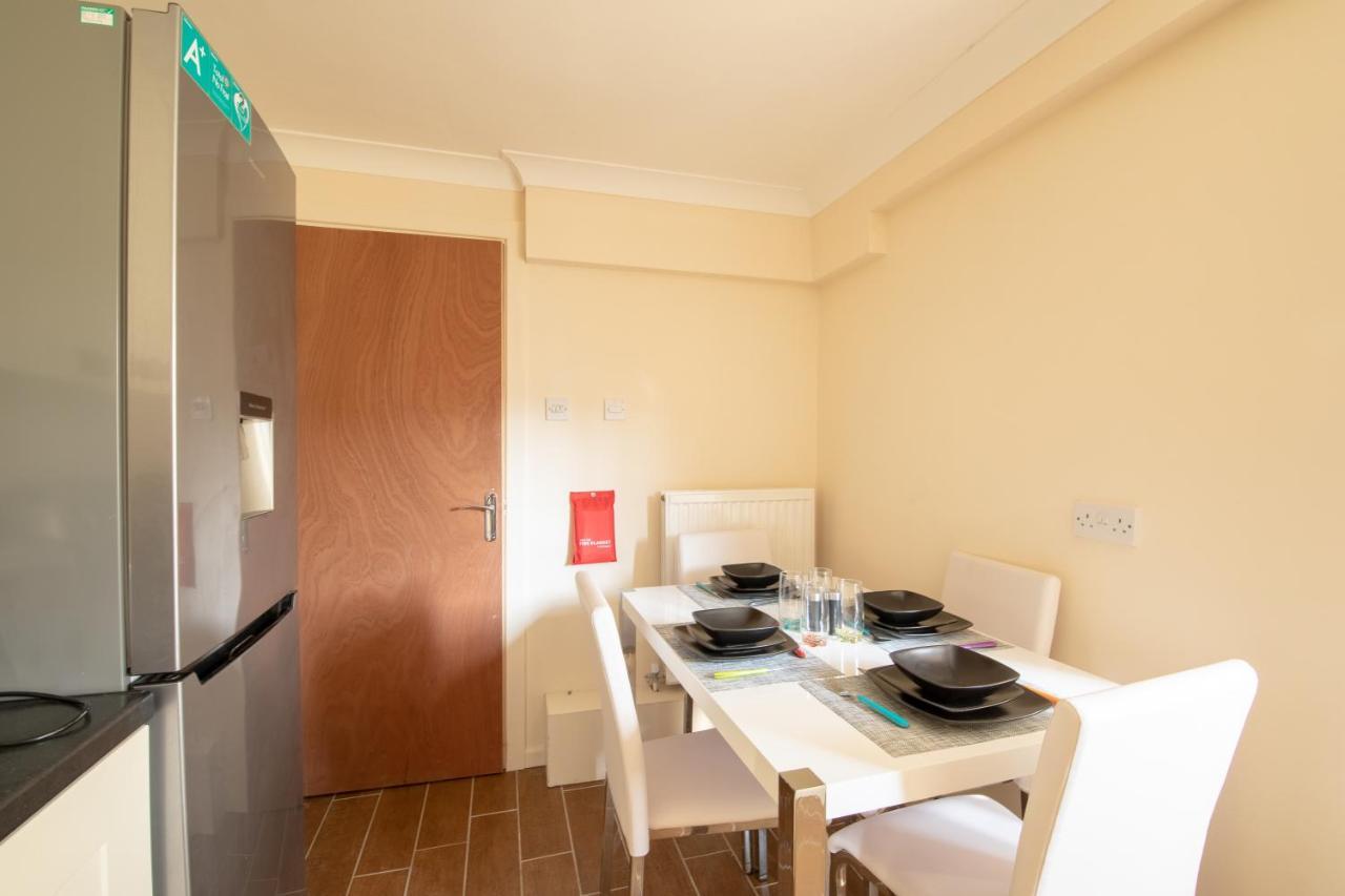 Host & Stay - Hanover Apartment Суонзи Екстериор снимка