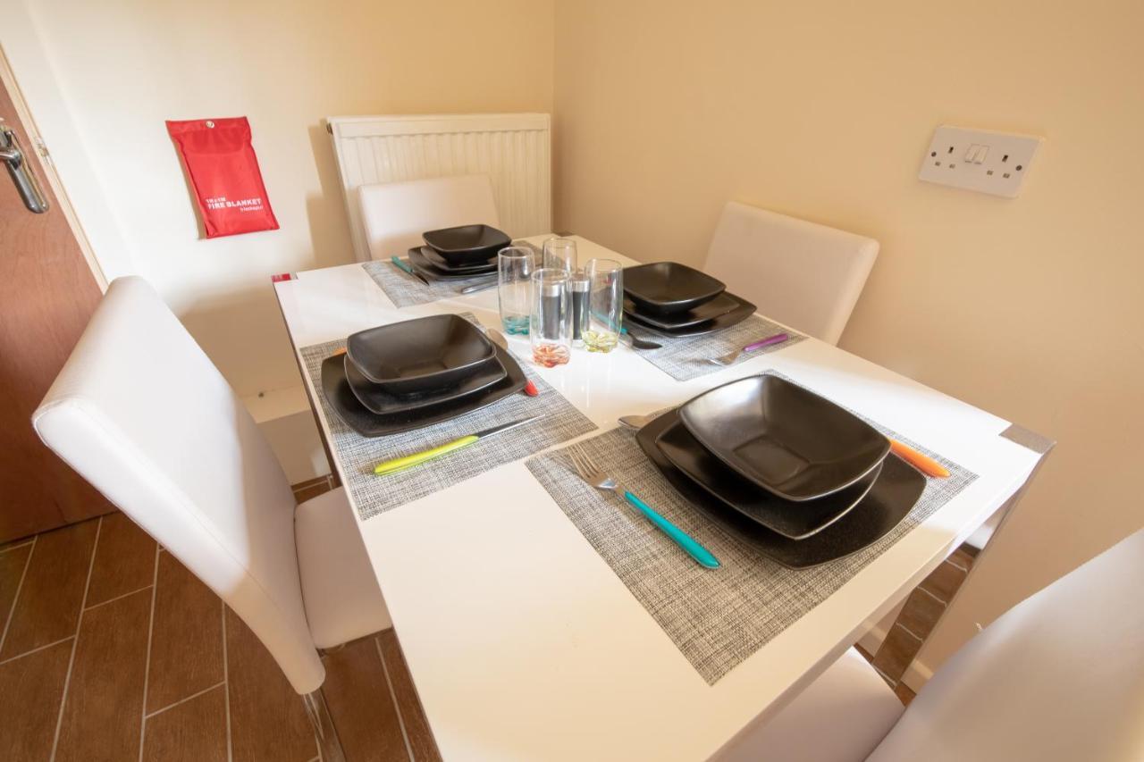 Host & Stay - Hanover Apartment Суонзи Екстериор снимка