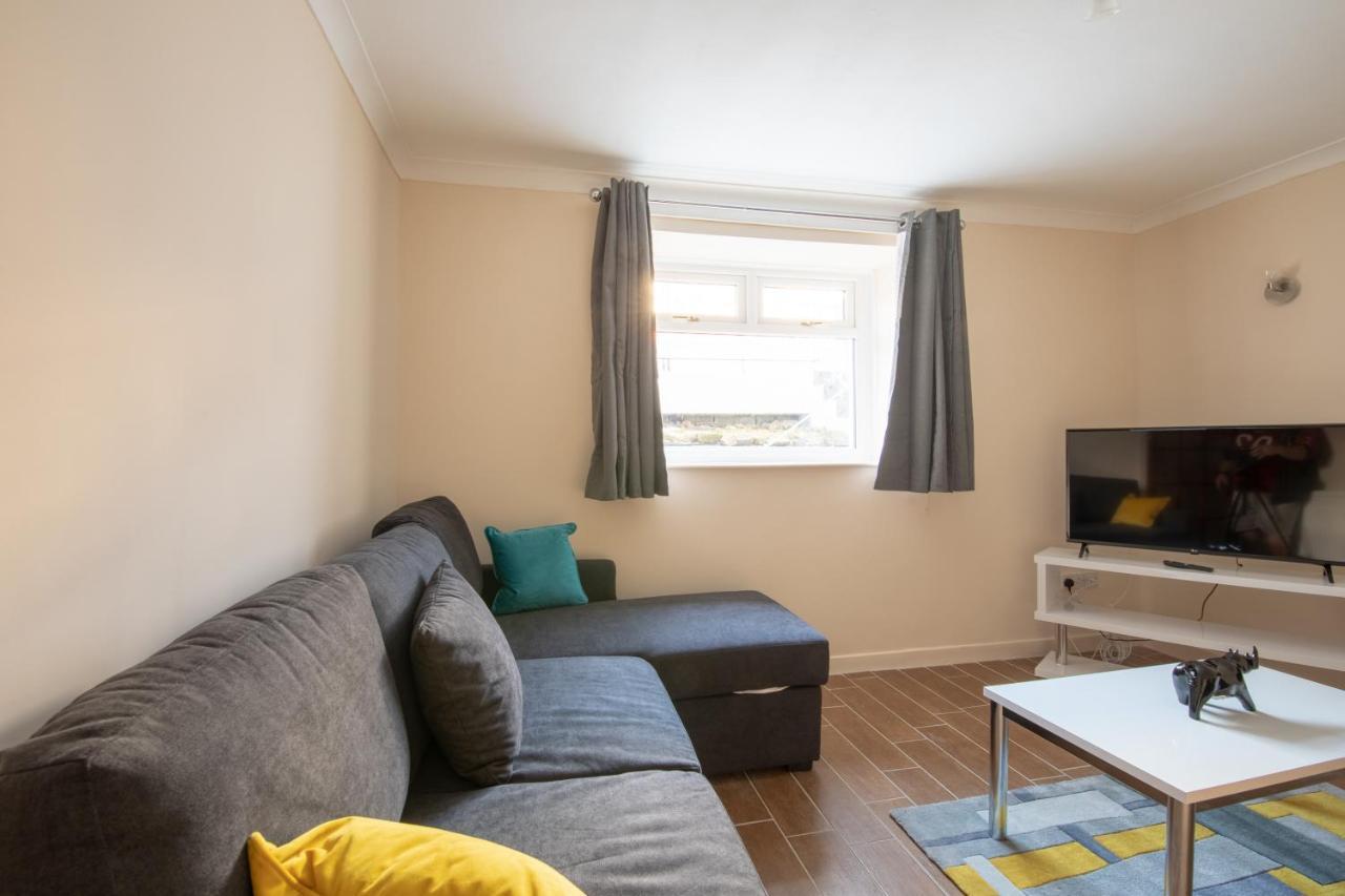 Host & Stay - Hanover Apartment Суонзи Екстериор снимка
