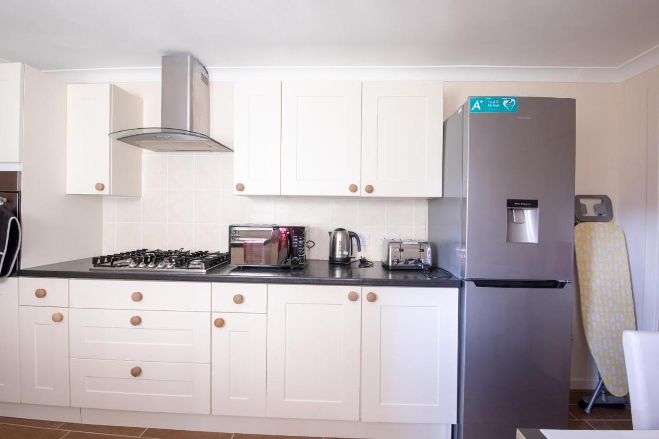 Host & Stay - Hanover Apartment Суонзи Екстериор снимка