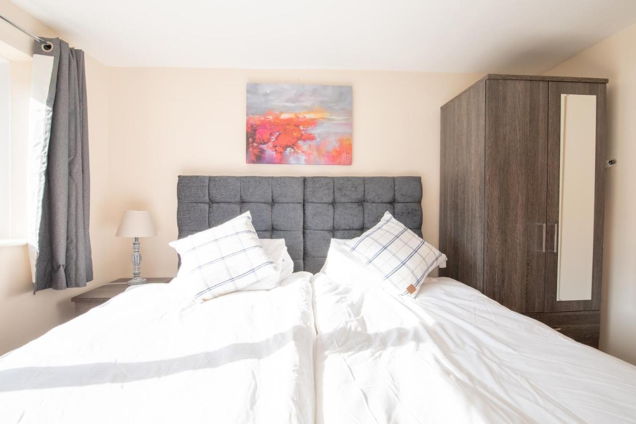 Host & Stay - Hanover Apartment Суонзи Екстериор снимка